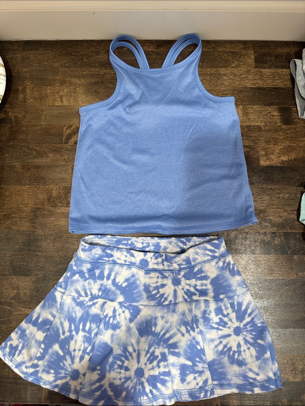 Cat & Jack Light Blue Tank Top with Blue & White Tie-Dye Skort